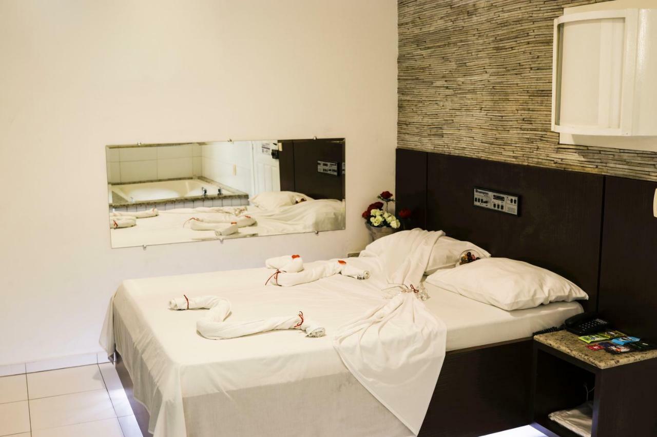 Motel Shampoo (Adults Only) Brusque Ngoại thất bức ảnh